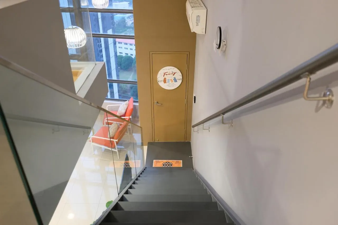 Apartment 92 Homestay Ekocheras Duplex Suite Kuala Lumpur Malaysia