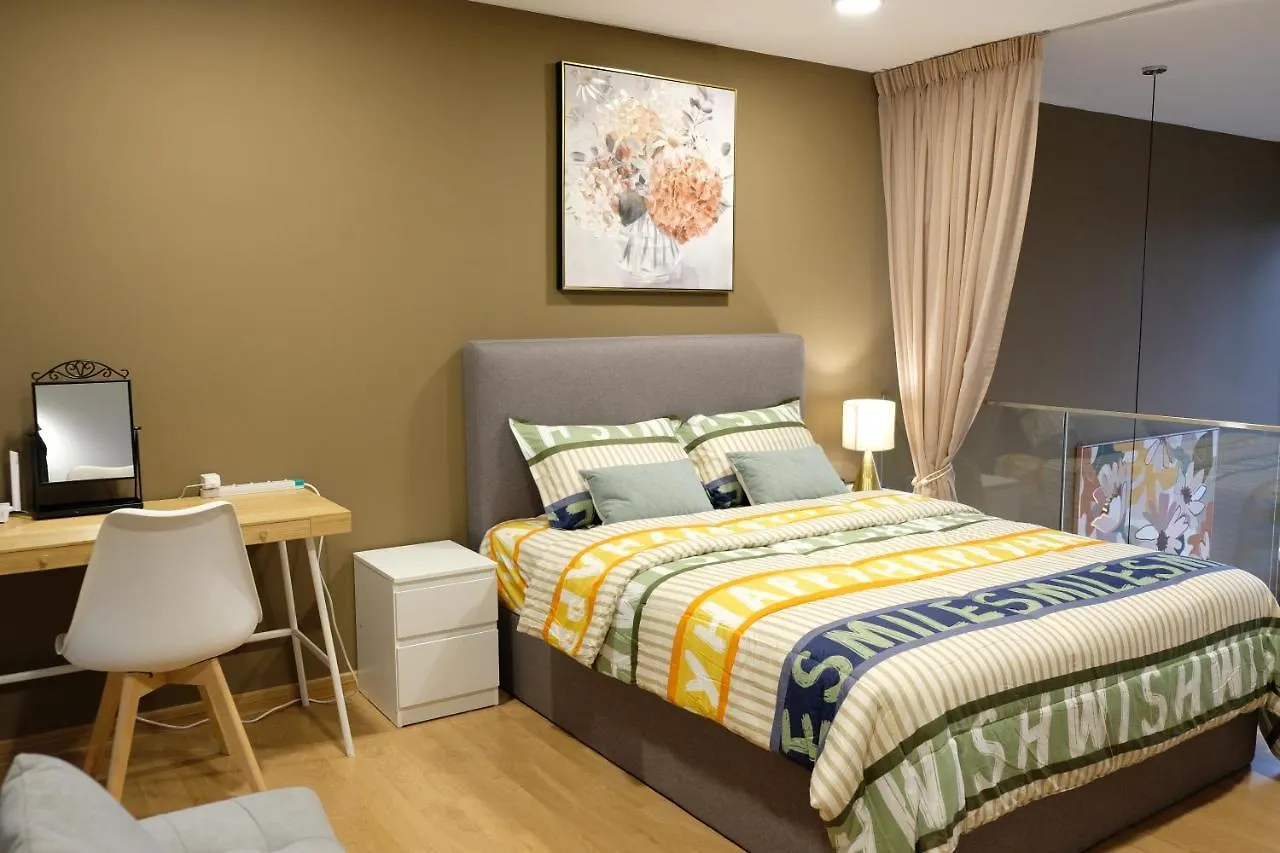 92 Homestay Ekocheras Duplex Suite Kuala Lumpur