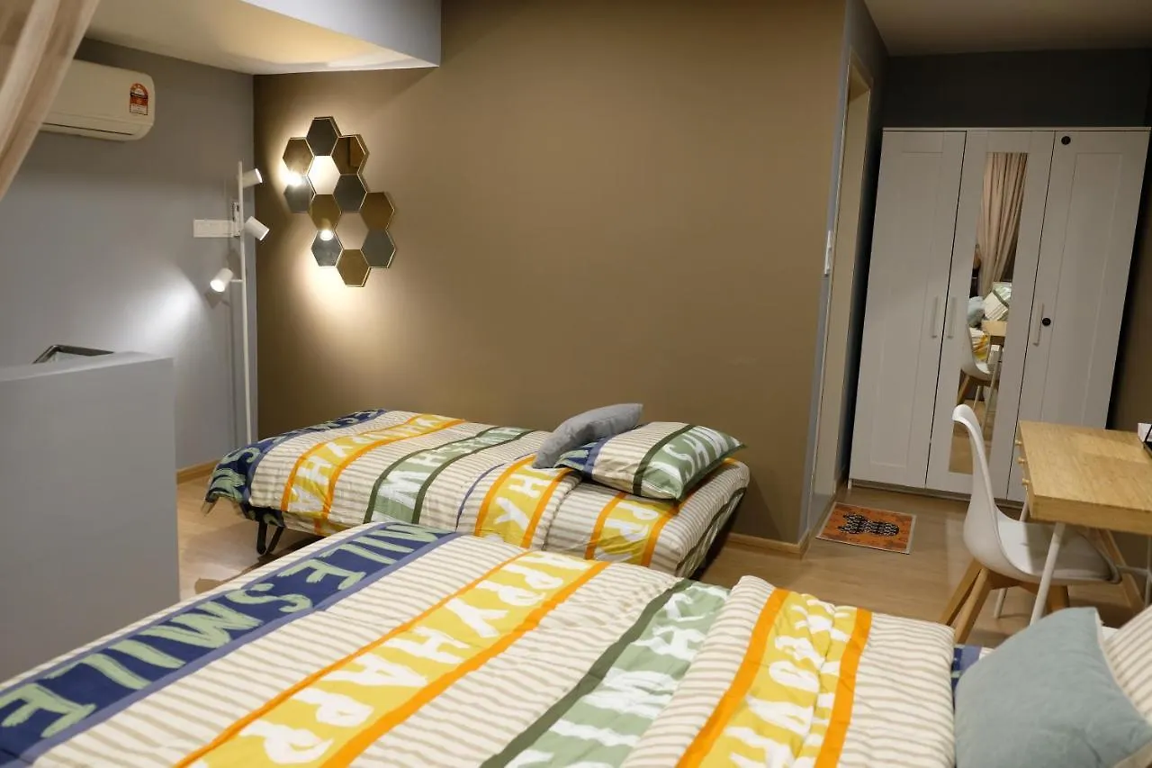 92 Homestay Ekocheras Duplex Suite Kuala Lumpur
