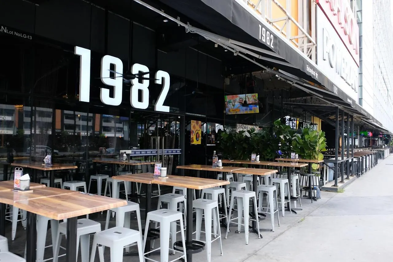 92 Homestay Ekocheras Duplex Suite Kuala Lumpur